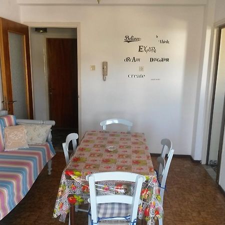 Magdalini Hotel Votsi  Buitenkant foto